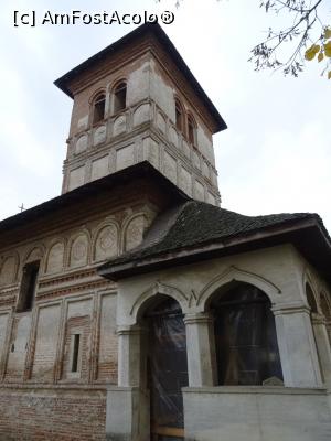 [P11] Turnul-donjon (clopotniță) - Mănăstirea Strehaia.  » foto by tata123 🔱
 - 
<span class="allrVoted glyphicon glyphicon-heart hidden" id="av1127404"></span>
<a class="m-l-10 hidden" id="sv1127404" onclick="voting_Foto_DelVot(,1127404,4896)" role="button">șterge vot <span class="glyphicon glyphicon-remove"></span></a>
<a id="v91127404" class=" c-red"  onclick="voting_Foto_SetVot(1127404)" role="button"><span class="glyphicon glyphicon-heart-empty"></span> <b>LIKE</b> = Votează poza</a> <img class="hidden"  id="f1127404W9" src="/imagini/loader.gif" border="0" /><span class="AjErrMes hidden" id="e1127404ErM"></span>