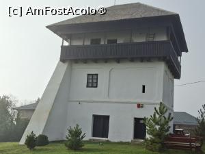 [P31] Cula Cernăteștilor, se văd cele două uși, cea mare pentru beci, cea mică de urcat la etaj dar și frumosul cotrafort » foto by mprofeanu
 - 
<span class="allrVoted glyphicon glyphicon-heart hidden" id="av1511116"></span>
<a class="m-l-10 hidden" id="sv1511116" onclick="voting_Foto_DelVot(,1511116,4898)" role="button">șterge vot <span class="glyphicon glyphicon-remove"></span></a>
<a id="v91511116" class=" c-red"  onclick="voting_Foto_SetVot(1511116)" role="button"><span class="glyphicon glyphicon-heart-empty"></span> <b>LIKE</b> = Votează poza</a> <img class="hidden"  id="f1511116W9" src="/imagini/loader.gif" border="0" /><span class="AjErrMes hidden" id="e1511116ErM"></span>