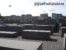 [P04] Memorialul Holocaustului » foto by doda
 - 
<span class="allrVoted glyphicon glyphicon-heart hidden" id="av326096"></span>
<a class="m-l-10 hidden" id="sv326096" onclick="voting_Foto_DelVot(,326096,4900)" role="button">șterge vot <span class="glyphicon glyphicon-remove"></span></a>
<a id="v9326096" class=" c-red"  onclick="voting_Foto_SetVot(326096)" role="button"><span class="glyphicon glyphicon-heart-empty"></span> <b>LIKE</b> = Votează poza</a> <img class="hidden"  id="f326096W9" src="/imagini/loader.gif" border="0" /><span class="AjErrMes hidden" id="e326096ErM"></span>