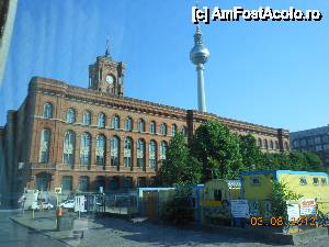 [P03] Berlin - Berliner Rathaus - Primăria şi şantierul din apropiere.  » foto by iulianic
 - 
<span class="allrVoted glyphicon glyphicon-heart hidden" id="av509557"></span>
<a class="m-l-10 hidden" id="sv509557" onclick="voting_Foto_DelVot(,509557,4900)" role="button">șterge vot <span class="glyphicon glyphicon-remove"></span></a>
<a id="v9509557" class=" c-red"  onclick="voting_Foto_SetVot(509557)" role="button"><span class="glyphicon glyphicon-heart-empty"></span> <b>LIKE</b> = Votează poza</a> <img class="hidden"  id="f509557W9" src="/imagini/loader.gif" border="0" /><span class="AjErrMes hidden" id="e509557ErM"></span>