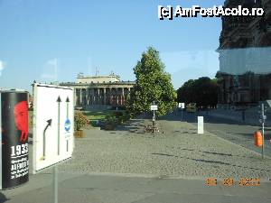 [P45] Berlin - » foto by iulianic
 - 
<span class="allrVoted glyphicon glyphicon-heart hidden" id="av509599"></span>
<a class="m-l-10 hidden" id="sv509599" onclick="voting_Foto_DelVot(,509599,4900)" role="button">șterge vot <span class="glyphicon glyphicon-remove"></span></a>
<a id="v9509599" class=" c-red"  onclick="voting_Foto_SetVot(509599)" role="button"><span class="glyphicon glyphicon-heart-empty"></span> <b>LIKE</b> = Votează poza</a> <img class="hidden"  id="f509599W9" src="/imagini/loader.gif" border="0" /><span class="AjErrMes hidden" id="e509599ErM"></span>