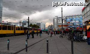 [P23] O parte a Alexanderplatz » foto by MCM
 - 
<span class="allrVoted glyphicon glyphicon-heart hidden" id="av478853"></span>
<a class="m-l-10 hidden" id="sv478853" onclick="voting_Foto_DelVot(,478853,4900)" role="button">șterge vot <span class="glyphicon glyphicon-remove"></span></a>
<a id="v9478853" class=" c-red"  onclick="voting_Foto_SetVot(478853)" role="button"><span class="glyphicon glyphicon-heart-empty"></span> <b>LIKE</b> = Votează poza</a> <img class="hidden"  id="f478853W9" src="/imagini/loader.gif" border="0" /><span class="AjErrMes hidden" id="e478853ErM"></span>