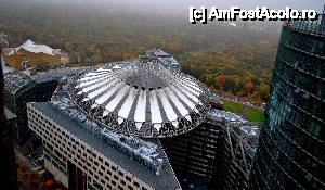[P10] Sony Center vazut din Panoramapunkt. Biletul de acces 5,5 euro.  » foto by MCM
 - 
<span class="allrVoted glyphicon glyphicon-heart hidden" id="av478865"></span>
<a class="m-l-10 hidden" id="sv478865" onclick="voting_Foto_DelVot(,478865,4900)" role="button">șterge vot <span class="glyphicon glyphicon-remove"></span></a>
<a id="v9478865" class=" c-red"  onclick="voting_Foto_SetVot(478865)" role="button"><span class="glyphicon glyphicon-heart-empty"></span> <b>LIKE</b> = Votează poza</a> <img class="hidden"  id="f478865W9" src="/imagini/loader.gif" border="0" /><span class="AjErrMes hidden" id="e478865ErM"></span>
