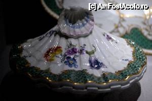 [P17] Recunosc ca mi-a placut colectia de obiecte din ceramica. Dar stiti ce n-am vazut pe nicaieri? Mileuri. Cred ca o sa le fac o donatie :))))))))))))  » foto by MCM
 - 
<span class="allrVoted glyphicon glyphicon-heart hidden" id="av478875"></span>
<a class="m-l-10 hidden" id="sv478875" onclick="voting_Foto_DelVot(,478875,4900)" role="button">șterge vot <span class="glyphicon glyphicon-remove"></span></a>
<a id="v9478875" class=" c-red"  onclick="voting_Foto_SetVot(478875)" role="button"><span class="glyphicon glyphicon-heart-empty"></span> <b>LIKE</b> = Votează poza</a> <img class="hidden"  id="f478875W9" src="/imagini/loader.gif" border="0" /><span class="AjErrMes hidden" id="e478875ErM"></span>