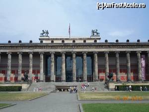 [P05] Berlin.  » foto by melena
 - 
<span class="allrVoted glyphicon glyphicon-heart hidden" id="av671096"></span>
<a class="m-l-10 hidden" id="sv671096" onclick="voting_Foto_DelVot(,671096,4900)" role="button">șterge vot <span class="glyphicon glyphicon-remove"></span></a>
<a id="v9671096" class=" c-red"  onclick="voting_Foto_SetVot(671096)" role="button"><span class="glyphicon glyphicon-heart-empty"></span> <b>LIKE</b> = Votează poza</a> <img class="hidden"  id="f671096W9" src="/imagini/loader.gif" border="0" /><span class="AjErrMes hidden" id="e671096ErM"></span>