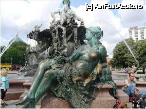 [P12] Cele patru femei din jurul lui Neptun reprezinta cele patru rauri principale din Prusia: Elba, Rin, Vistula si Oder » foto by iccata
 - 
<span class="allrVoted glyphicon glyphicon-heart hidden" id="av452367"></span>
<a class="m-l-10 hidden" id="sv452367" onclick="voting_Foto_DelVot(,452367,4900)" role="button">șterge vot <span class="glyphicon glyphicon-remove"></span></a>
<a id="v9452367" class=" c-red"  onclick="voting_Foto_SetVot(452367)" role="button"><span class="glyphicon glyphicon-heart-empty"></span> <b>LIKE</b> = Votează poza</a> <img class="hidden"  id="f452367W9" src="/imagini/loader.gif" border="0" /><span class="AjErrMes hidden" id="e452367ErM"></span>