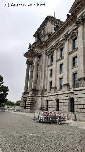 [P58] Reichstag, sediul Parlamentului German » foto by Carmen Ion
 - 
<span class="allrVoted glyphicon glyphicon-heart hidden" id="av1283119"></span>
<a class="m-l-10 hidden" id="sv1283119" onclick="voting_Foto_DelVot(,1283119,4900)" role="button">șterge vot <span class="glyphicon glyphicon-remove"></span></a>
<a id="v91283119" class=" c-red"  onclick="voting_Foto_SetVot(1283119)" role="button"><span class="glyphicon glyphicon-heart-empty"></span> <b>LIKE</b> = Votează poza</a> <img class="hidden"  id="f1283119W9" src="/imagini/loader.gif" border="0" /><span class="AjErrMes hidden" id="e1283119ErM"></span>