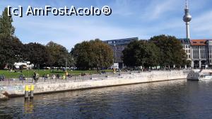[P19] Lume pe maluri în zona Nikolaiviertel » foto by Carmen Ion
 - 
<span class="allrVoted glyphicon glyphicon-heart hidden" id="av1284272"></span>
<a class="m-l-10 hidden" id="sv1284272" onclick="voting_Foto_DelVot(,1284272,4900)" role="button">șterge vot <span class="glyphicon glyphicon-remove"></span></a>
<a id="v91284272" class=" c-red"  onclick="voting_Foto_SetVot(1284272)" role="button"><span class="glyphicon glyphicon-heart-empty"></span> <b>LIKE</b> = Votează poza</a> <img class="hidden"  id="f1284272W9" src="/imagini/loader.gif" border="0" /><span class="AjErrMes hidden" id="e1284272ErM"></span>
