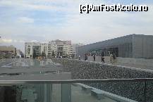 [P11] Memorialul Holocaustului, cu partea subterana unde se gaseste un punct de informare detaliata » foto by ileanaxperta*
 - 
<span class="allrVoted glyphicon glyphicon-heart hidden" id="av211723"></span>
<a class="m-l-10 hidden" id="sv211723" onclick="voting_Foto_DelVot(,211723,4900)" role="button">șterge vot <span class="glyphicon glyphicon-remove"></span></a>
<a id="v9211723" class=" c-red"  onclick="voting_Foto_SetVot(211723)" role="button"><span class="glyphicon glyphicon-heart-empty"></span> <b>LIKE</b> = Votează poza</a> <img class="hidden"  id="f211723W9" src="/imagini/loader.gif" border="0" /><span class="AjErrMes hidden" id="e211723ErM"></span>