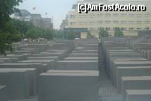 [P08] La Memorialul Holocaustului, cu lespezile cenusii si reci...din Berlin, pe locul fostului Gestapo » foto by ileanaxperta*
 - 
<span class="allrVoted glyphicon glyphicon-heart hidden" id="av211720"></span>
<a class="m-l-10 hidden" id="sv211720" onclick="voting_Foto_DelVot(,211720,4900)" role="button">șterge vot <span class="glyphicon glyphicon-remove"></span></a>
<a id="v9211720" class=" c-red"  onclick="voting_Foto_SetVot(211720)" role="button"><span class="glyphicon glyphicon-heart-empty"></span> <b>LIKE</b> = Votează poza</a> <img class="hidden"  id="f211720W9" src="/imagini/loader.gif" border="0" /><span class="AjErrMes hidden" id="e211720ErM"></span>