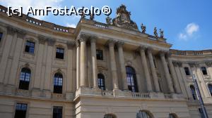 [P01] Universitate Humbold » foto by GIN2015*
 - 
<span class="allrVoted glyphicon glyphicon-heart hidden" id="av812433"></span>
<a class="m-l-10 hidden" id="sv812433" onclick="voting_Foto_DelVot(,812433,4900)" role="button">șterge vot <span class="glyphicon glyphicon-remove"></span></a>
<a id="v9812433" class=" c-red"  onclick="voting_Foto_SetVot(812433)" role="button"><span class="glyphicon glyphicon-heart-empty"></span> <b>LIKE</b> = Votează poza</a> <img class="hidden"  id="f812433W9" src="/imagini/loader.gif" border="0" /><span class="AjErrMes hidden" id="e812433ErM"></span>