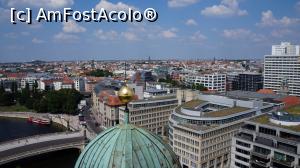 [P10] Berlin-ul văzut din Dom » foto by GIN2015*
 - 
<span class="allrVoted glyphicon glyphicon-heart hidden" id="av812442"></span>
<a class="m-l-10 hidden" id="sv812442" onclick="voting_Foto_DelVot(,812442,4900)" role="button">șterge vot <span class="glyphicon glyphicon-remove"></span></a>
<a id="v9812442" class=" c-red"  onclick="voting_Foto_SetVot(812442)" role="button"><span class="glyphicon glyphicon-heart-empty"></span> <b>LIKE</b> = Votează poza</a> <img class="hidden"  id="f812442W9" src="/imagini/loader.gif" border="0" /><span class="AjErrMes hidden" id="e812442ErM"></span>