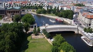 [P06] Râul Spree și o parte a Insulei Muzeelor, văzute de la nivelul cupolei Berliner Dom.  » foto by GIN2015*
 - 
<span class="allrVoted glyphicon glyphicon-heart hidden" id="av812438"></span>
<a class="m-l-10 hidden" id="sv812438" onclick="voting_Foto_DelVot(,812438,4900)" role="button">șterge vot <span class="glyphicon glyphicon-remove"></span></a>
<a id="v9812438" class=" c-red"  onclick="voting_Foto_SetVot(812438)" role="button"><span class="glyphicon glyphicon-heart-empty"></span> <b>LIKE</b> = Votează poza</a> <img class="hidden"  id="f812438W9" src="/imagini/loader.gif" border="0" /><span class="AjErrMes hidden" id="e812438ErM"></span>
