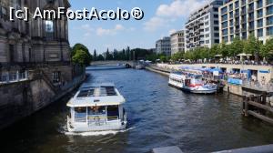 [P09] Râul Spree » foto by GIN2015*
 - 
<span class="allrVoted glyphicon glyphicon-heart hidden" id="av812441"></span>
<a class="m-l-10 hidden" id="sv812441" onclick="voting_Foto_DelVot(,812441,4900)" role="button">șterge vot <span class="glyphicon glyphicon-remove"></span></a>
<a id="v9812441" class=" c-red"  onclick="voting_Foto_SetVot(812441)" role="button"><span class="glyphicon glyphicon-heart-empty"></span> <b>LIKE</b> = Votează poza</a> <img class="hidden"  id="f812441W9" src="/imagini/loader.gif" border="0" /><span class="AjErrMes hidden" id="e812441ErM"></span>