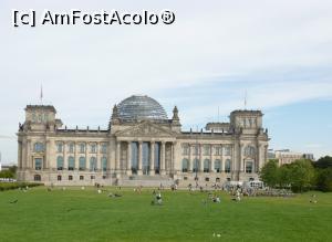 [P10] Reichstag » foto by Silvia30*
 - 
<span class="allrVoted glyphicon glyphicon-heart hidden" id="av727038"></span>
<a class="m-l-10 hidden" id="sv727038" onclick="voting_Foto_DelVot(,727038,4900)" role="button">șterge vot <span class="glyphicon glyphicon-remove"></span></a>
<a id="v9727038" class=" c-red"  onclick="voting_Foto_SetVot(727038)" role="button"><span class="glyphicon glyphicon-heart-empty"></span> <b>LIKE</b> = Votează poza</a> <img class="hidden"  id="f727038W9" src="/imagini/loader.gif" border="0" /><span class="AjErrMes hidden" id="e727038ErM"></span>
