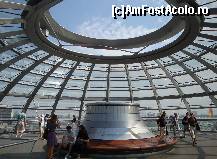 [P12] Cupola Bundestagului : pe ultima platformă a rampei privim spre cerul liber și admirăm panorama orașului la 360 de grade » foto by mariana.olaru
 - 
<span class="allrVoted glyphicon glyphicon-heart hidden" id="av161526"></span>
<a class="m-l-10 hidden" id="sv161526" onclick="voting_Foto_DelVot(,161526,4900)" role="button">șterge vot <span class="glyphicon glyphicon-remove"></span></a>
<a id="v9161526" class=" c-red"  onclick="voting_Foto_SetVot(161526)" role="button"><span class="glyphicon glyphicon-heart-empty"></span> <b>LIKE</b> = Votează poza</a> <img class="hidden"  id="f161526W9" src="/imagini/loader.gif" border="0" /><span class="AjErrMes hidden" id="e161526ErM"></span>