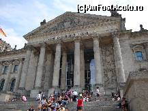 [P05] Berlin:fațada Bundestagului German » foto by mariana.olaru
 - 
<span class="allrVoted glyphicon glyphicon-heart hidden" id="av161519"></span>
<a class="m-l-10 hidden" id="sv161519" onclick="voting_Foto_DelVot(,161519,4900)" role="button">șterge vot <span class="glyphicon glyphicon-remove"></span></a>
<a id="v9161519" class=" c-red"  onclick="voting_Foto_SetVot(161519)" role="button"><span class="glyphicon glyphicon-heart-empty"></span> <b>LIKE</b> = Votează poza</a> <img class="hidden"  id="f161519W9" src="/imagini/loader.gif" border="0" /><span class="AjErrMes hidden" id="e161519ErM"></span>