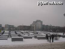 [P30] Memorialul victimilor holocaustului » foto by Michi
 - 
<span class="allrVoted glyphicon glyphicon-heart hidden" id="av176958"></span>
<a class="m-l-10 hidden" id="sv176958" onclick="voting_Foto_DelVot(,176958,4900)" role="button">șterge vot <span class="glyphicon glyphicon-remove"></span></a>
<a id="v9176958" class=" c-red"  onclick="voting_Foto_SetVot(176958)" role="button"><span class="glyphicon glyphicon-heart-empty"></span> <b>LIKE</b> = Votează poza</a> <img class="hidden"  id="f176958W9" src="/imagini/loader.gif" border="0" /><span class="AjErrMes hidden" id="e176958ErM"></span>