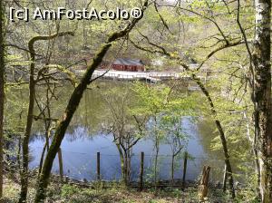 [P10] Lacul Aluniș și, în depărtare, mica lui bază de tratament » foto by crismis
 - 
<span class="allrVoted glyphicon glyphicon-heart hidden" id="av856658"></span>
<a class="m-l-10 hidden" id="sv856658" onclick="voting_Foto_DelVot(,856658,4909)" role="button">șterge vot <span class="glyphicon glyphicon-remove"></span></a>
<a id="v9856658" class=" c-red"  onclick="voting_Foto_SetVot(856658)" role="button"><span class="glyphicon glyphicon-heart-empty"></span> <b>LIKE</b> = Votează poza</a> <img class="hidden"  id="f856658W9" src="/imagini/loader.gif" border="0" /><span class="AjErrMes hidden" id="e856658ErM"></span>