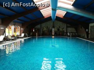 [P55] Hotel Belvedere, piscina interioară » foto by crismis
 - 
<span class="allrVoted glyphicon glyphicon-heart hidden" id="av856703"></span>
<a class="m-l-10 hidden" id="sv856703" onclick="voting_Foto_DelVot(,856703,4909)" role="button">șterge vot <span class="glyphicon glyphicon-remove"></span></a>
<a id="v9856703" class=" c-red"  onclick="voting_Foto_SetVot(856703)" role="button"><span class="glyphicon glyphicon-heart-empty"></span> <b>LIKE</b> = Votează poza</a> <img class="hidden"  id="f856703W9" src="/imagini/loader.gif" border="0" /><span class="AjErrMes hidden" id="e856703ErM"></span>