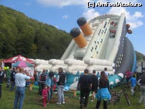 [P02] Mai intai trec pe la Campu Cetatii, la festivalul baloanelor cu aer cald, . Epava Titanicului si lipsa baloanelor imi da insa senzatia ca e mai degraba un festival al vapoarelor scufundate » foto by dorgo
 - 
<span class="allrVoted glyphicon glyphicon-heart hidden" id="av561669"></span>
<a class="m-l-10 hidden" id="sv561669" onclick="voting_Foto_DelVot(,561669,4909)" role="button">șterge vot <span class="glyphicon glyphicon-remove"></span></a>
<a id="v9561669" class=" c-red"  onclick="voting_Foto_SetVot(561669)" role="button"><span class="glyphicon glyphicon-heart-empty"></span> <b>LIKE</b> = Votează poza</a> <img class="hidden"  id="f561669W9" src="/imagini/loader.gif" border="0" /><span class="AjErrMes hidden" id="e561669ErM"></span>