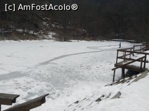 [P15] Lacul Paraschiva, lac cu apa dulce, iarna e un excelent patinoar » foto by dorgo
 - 
<span class="allrVoted glyphicon glyphicon-heart hidden" id="av841021"></span>
<a class="m-l-10 hidden" id="sv841021" onclick="voting_Foto_DelVot(,841021,4909)" role="button">șterge vot <span class="glyphicon glyphicon-remove"></span></a>
<a id="v9841021" class=" c-red"  onclick="voting_Foto_SetVot(841021)" role="button"><span class="glyphicon glyphicon-heart-empty"></span> <b>LIKE</b> = Votează poza</a> <img class="hidden"  id="f841021W9" src="/imagini/loader.gif" border="0" /><span class="AjErrMes hidden" id="e841021ErM"></span>