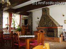 [P02] Semineul din restaurant » foto by gamma999
 - 
<span class="allrVoted glyphicon glyphicon-heart hidden" id="av48428"></span>
<a class="m-l-10 hidden" id="sv48428" onclick="voting_Foto_DelVot(,48428,4910)" role="button">șterge vot <span class="glyphicon glyphicon-remove"></span></a>
<a id="v948428" class=" c-red"  onclick="voting_Foto_SetVot(48428)" role="button"><span class="glyphicon glyphicon-heart-empty"></span> <b>LIKE</b> = Votează poza</a> <img class="hidden"  id="f48428W9" src="/imagini/loader.gif" border="0" /><span class="AjErrMes hidden" id="e48428ErM"></span>