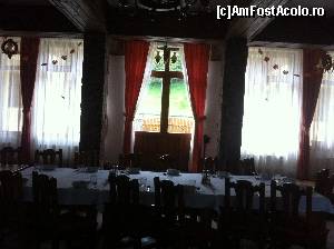 [P03] Sala de mese, Conacul dintre rauri!  » foto by ARA
 - 
<span class="allrVoted glyphicon glyphicon-heart hidden" id="av623548"></span>
<a class="m-l-10 hidden" id="sv623548" onclick="voting_Foto_DelVot(,623548,4910)" role="button">șterge vot <span class="glyphicon glyphicon-remove"></span></a>
<a id="v9623548" class=" c-red"  onclick="voting_Foto_SetVot(623548)" role="button"><span class="glyphicon glyphicon-heart-empty"></span> <b>LIKE</b> = Votează poza</a> <img class="hidden"  id="f623548W9" src="/imagini/loader.gif" border="0" /><span class="AjErrMes hidden" id="e623548ErM"></span>