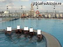 [P40] La piscina cu bucluc,pe acoperisul hotelului,in asteptarea celui de-al doilea mojitooooo :-) » foto by cristina65
 - 
<span class="allrVoted glyphicon glyphicon-heart hidden" id="av309144"></span>
<a class="m-l-10 hidden" id="sv309144" onclick="voting_Foto_DelVot(,309144,4925)" role="button">șterge vot <span class="glyphicon glyphicon-remove"></span></a>
<a id="v9309144" class=" c-red"  onclick="voting_Foto_SetVot(309144)" role="button"><span class="glyphicon glyphicon-heart-empty"></span> <b>LIKE</b> = Votează poza</a> <img class="hidden"  id="f309144W9" src="/imagini/loader.gif" border="0" /><span class="AjErrMes hidden" id="e309144ErM"></span>