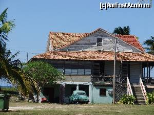 [P18] Varadero-casa de lemn » foto by cian
 - 
<span class="allrVoted glyphicon glyphicon-heart hidden" id="av604077"></span>
<a class="m-l-10 hidden" id="sv604077" onclick="voting_Foto_DelVot(,604077,4925)" role="button">șterge vot <span class="glyphicon glyphicon-remove"></span></a>
<a id="v9604077" class=" c-red"  onclick="voting_Foto_SetVot(604077)" role="button"><span class="glyphicon glyphicon-heart-empty"></span> <b>LIKE</b> = Votează poza</a> <img class="hidden"  id="f604077W9" src="/imagini/loader.gif" border="0" /><span class="AjErrMes hidden" id="e604077ErM"></span>