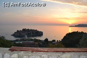 [P13] Sveti Stefan la ceas de seara » foto by alyna_sv
 - 
<span class="allrVoted glyphicon glyphicon-heart hidden" id="av798877"></span>
<a class="m-l-10 hidden" id="sv798877" onclick="voting_Foto_DelVot(,798877,4928)" role="button">șterge vot <span class="glyphicon glyphicon-remove"></span></a>
<a id="v9798877" class=" c-red"  onclick="voting_Foto_SetVot(798877)" role="button"><span class="glyphicon glyphicon-heart-empty"></span> <b>LIKE</b> = Votează poza</a> <img class="hidden"  id="f798877W9" src="/imagini/loader.gif" border="0" /><span class="AjErrMes hidden" id="e798877ErM"></span>
