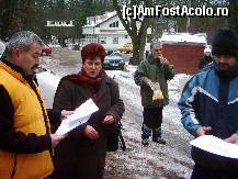 [P18] Directoarea  O.J,S.,doamna Mioara Barsan,inmaneaza diplomele iar celui mai in varsta dintre concurenti, i s-a facut foame! » foto by dorgo
 - 
<span class="allrVoted glyphicon glyphicon-heart hidden" id="av180422"></span>
<a class="m-l-10 hidden" id="sv180422" onclick="voting_Foto_DelVot(,180422,4932)" role="button">șterge vot <span class="glyphicon glyphicon-remove"></span></a>
<a id="v9180422" class=" c-red"  onclick="voting_Foto_SetVot(180422)" role="button"><span class="glyphicon glyphicon-heart-empty"></span> <b>LIKE</b> = Votează poza</a> <img class="hidden"  id="f180422W9" src="/imagini/loader.gif" border="0" /><span class="AjErrMes hidden" id="e180422ErM"></span>