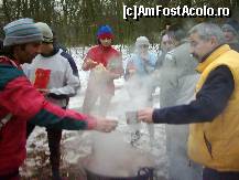 [P06] Pana la ora 7, ceaiul e gata, putem servi primul pahar » foto by dorgo
 - 
<span class="allrVoted glyphicon glyphicon-heart hidden" id="av180410"></span>
<a class="m-l-10 hidden" id="sv180410" onclick="voting_Foto_DelVot(,180410,4932)" role="button">șterge vot <span class="glyphicon glyphicon-remove"></span></a>
<a id="v9180410" class=" c-red"  onclick="voting_Foto_SetVot(180410)" role="button"><span class="glyphicon glyphicon-heart-empty"></span> <b>LIKE</b> = Votează poza</a> <img class="hidden"  id="f180410W9" src="/imagini/loader.gif" border="0" /><span class="AjErrMes hidden" id="e180410ErM"></span>