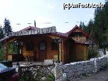 [P16] Cabana personalului-in spate cabana pentru turisti... » foto by trandafir 1970*
 - 
<span class="allrVoted glyphicon glyphicon-heart hidden" id="av117571"></span>
<a class="m-l-10 hidden" id="sv117571" onclick="voting_Foto_DelVot(,117571,4933)" role="button">șterge vot <span class="glyphicon glyphicon-remove"></span></a>
<a id="v9117571" class=" c-red"  onclick="voting_Foto_SetVot(117571)" role="button"><span class="glyphicon glyphicon-heart-empty"></span> <b>LIKE</b> = Votează poza</a> <img class="hidden"  id="f117571W9" src="/imagini/loader.gif" border="0" /><span class="AjErrMes hidden" id="e117571ErM"></span>