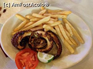 [P15] Restaurantul Porto Spilia, Spartochori, insula Meganisi, Grecia » foto by Dana2008
 - 
<span class="allrVoted glyphicon glyphicon-heart hidden" id="av1267922"></span>
<a class="m-l-10 hidden" id="sv1267922" onclick="voting_Foto_DelVot(,1267922,4934)" role="button">șterge vot <span class="glyphicon glyphicon-remove"></span></a>
<a id="v91267922" class=" c-red"  onclick="voting_Foto_SetVot(1267922)" role="button"><span class="glyphicon glyphicon-heart-empty"></span> <b>LIKE</b> = Votează poza</a> <img class="hidden"  id="f1267922W9" src="/imagini/loader.gif" border="0" /><span class="AjErrMes hidden" id="e1267922ErM"></span>