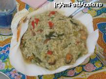 [P10x] 'midopilafo', pilaf cu midii, farfuriile-scoica le-am luat din Thassos » foto by theophillina
 - 
<span class="allrVoted glyphicon glyphicon-heart hidden" id="av38096"></span>
<a class="m-l-10 hidden" id="sv38096" onclick="voting_Foto_DelVot(,38096,4934)" role="button">șterge vot <span class="glyphicon glyphicon-remove"></span></a>
<a id="v938096" class=" c-red"  onclick="voting_Foto_SetVot(38096)" role="button"><span class="glyphicon glyphicon-heart-empty"></span> <b>LIKE</b> = Votează poza</a> <img class="hidden"  id="f38096W9" src="/imagini/loader.gif" border="0" /><span class="AjErrMes hidden" id="e38096ErM"></span>