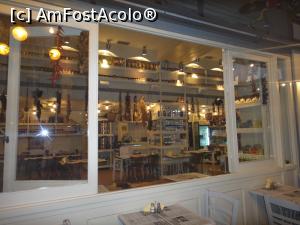 [P02] Taverna din zona de langa port, in Salonic... o strada numai cu taverne...  » foto by Tomi si Lili
 - 
<span class="allrVoted glyphicon glyphicon-heart hidden" id="av723083"></span>
<a class="m-l-10 hidden" id="sv723083" onclick="voting_Foto_DelVot(,723083,4934)" role="button">șterge vot <span class="glyphicon glyphicon-remove"></span></a>
<a id="v9723083" class=" c-red"  onclick="voting_Foto_SetVot(723083)" role="button"><span class="glyphicon glyphicon-heart-empty"></span> <b>LIKE</b> = Votează poza</a> <img class="hidden"  id="f723083W9" src="/imagini/loader.gif" border="0" /><span class="AjErrMes hidden" id="e723083ErM"></span>