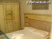 [P03] Camera de hotel la sosire - alt unghi » foto by unuplusnoua
 - 
<span class="allrVoted glyphicon glyphicon-heart hidden" id="av100278"></span>
<a class="m-l-10 hidden" id="sv100278" onclick="voting_Foto_DelVot(,100278,4941)" role="button">șterge vot <span class="glyphicon glyphicon-remove"></span></a>
<a id="v9100278" class=" c-red"  onclick="voting_Foto_SetVot(100278)" role="button"><span class="glyphicon glyphicon-heart-empty"></span> <b>LIKE</b> = Votează poza</a> <img class="hidden"  id="f100278W9" src="/imagini/loader.gif" border="0" /><span class="AjErrMes hidden" id="e100278ErM"></span>