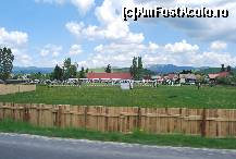 [P10] Stadionul din Sandominic, festivalul e pe cale sa inceapa » foto by gophren
 - 
<span class="allrVoted glyphicon glyphicon-heart hidden" id="av203669"></span>
<a class="m-l-10 hidden" id="sv203669" onclick="voting_Foto_DelVot(,203669,4951)" role="button">șterge vot <span class="glyphicon glyphicon-remove"></span></a>
<a id="v9203669" class=" c-red"  onclick="voting_Foto_SetVot(203669)" role="button"><span class="glyphicon glyphicon-heart-empty"></span> <b>LIKE</b> = Votează poza</a> <img class="hidden"  id="f203669W9" src="/imagini/loader.gif" border="0" /><span class="AjErrMes hidden" id="e203669ErM"></span>