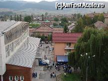 [P17] In stanga este patinoarul iar in dreapta hotelul destinat sportivilor » foto by ms65
 - 
<span class="allrVoted glyphicon glyphicon-heart hidden" id="av49558"></span>
<a class="m-l-10 hidden" id="sv49558" onclick="voting_Foto_DelVot(,49558,4951)" role="button">șterge vot <span class="glyphicon glyphicon-remove"></span></a>
<a id="v949558" class=" c-red"  onclick="voting_Foto_SetVot(49558)" role="button"><span class="glyphicon glyphicon-heart-empty"></span> <b>LIKE</b> = Votează poza</a> <img class="hidden"  id="f49558W9" src="/imagini/loader.gif" border="0" /><span class="AjErrMes hidden" id="e49558ErM"></span>