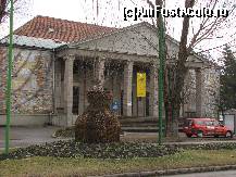 [P03] Casa de Cultura , in vecinatatea parcului » foto by ms65
 - 
<span class="allrVoted glyphicon glyphicon-heart hidden" id="av49544"></span>
<a class="m-l-10 hidden" id="sv49544" onclick="voting_Foto_DelVot(,49544,4951)" role="button">șterge vot <span class="glyphicon glyphicon-remove"></span></a>
<a id="v949544" class=" c-red"  onclick="voting_Foto_SetVot(49544)" role="button"><span class="glyphicon glyphicon-heart-empty"></span> <b>LIKE</b> = Votează poza</a> <img class="hidden"  id="f49544W9" src="/imagini/loader.gif" border="0" /><span class="AjErrMes hidden" id="e49544ErM"></span>