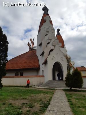 [P05] Detaliu al unui turn al Bisericii Mileniului - se văd cele 5 cruci (5 dintre secolele creştinătăţii maghiare) » foto by Qvadratvus
 - 
<span class="allrVoted glyphicon glyphicon-heart hidden" id="av1176055"></span>
<a class="m-l-10 hidden" id="sv1176055" onclick="voting_Foto_DelVot(,1176055,4951)" role="button">șterge vot <span class="glyphicon glyphicon-remove"></span></a>
<a id="v91176055" class=" c-red"  onclick="voting_Foto_SetVot(1176055)" role="button"><span class="glyphicon glyphicon-heart-empty"></span> <b>LIKE</b> = Votează poza</a> <img class="hidden"  id="f1176055W9" src="/imagini/loader.gif" border="0" /><span class="AjErrMes hidden" id="e1176055ErM"></span>