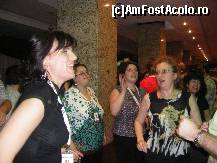 [P19] De la stg la dr: 
Mirelab - tricou negru, Valentina69 - bluza alb cu verde... langa ea Krondia... langa Krondia este Aurora_Popescu (nu se vede foarte bine)... iar in fata... Dananecula - bluzita neagra cu model alb, fara maneci » foto by mili1983
 - 
<span class="allrVoted glyphicon glyphicon-heart hidden" id="av50291"></span>
<a class="m-l-10 hidden" id="sv50291" onclick="voting_Foto_DelVot(,50291,4961)" role="button">șterge vot <span class="glyphicon glyphicon-remove"></span></a>
<a id="v950291" class=" c-red"  onclick="voting_Foto_SetVot(50291)" role="button"><span class="glyphicon glyphicon-heart-empty"></span> <b>LIKE</b> = Votează poza</a> <img class="hidden"  id="f50291W9" src="/imagini/loader.gif" border="0" /><span class="AjErrMes hidden" id="e50291ErM"></span>