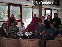 [P31] Tot inainte de plecare....Va spun de la stg la dr:
- Pe fotolii: Mirelab, Cornel, Geni, Sotul lui Geni, Sotul lui Arinuca (stiu ca se scrie Arinucai...dar am vrut sa scriu exact userul)...si langa el sotul lui Lizuk
- In picioare: Iubitul lui Mili1983, Pepsi70ro, Sanziana_m, Lizuk si Alex_Macedo » foto by mili1983
 - 
<span class="allrVoted glyphicon glyphicon-heart hidden" id="av50303"></span>
<a class="m-l-10 hidden" id="sv50303" onclick="voting_Foto_DelVot(,50303,4961)" role="button">șterge vot <span class="glyphicon glyphicon-remove"></span></a>
<a id="v950303" class=" c-red"  onclick="voting_Foto_SetVot(50303)" role="button"><span class="glyphicon glyphicon-heart-empty"></span> <b>LIKE</b> = Votează poza</a> <img class="hidden"  id="f50303W9" src="/imagini/loader.gif" border="0" /><span class="AjErrMes hidden" id="e50303ErM"></span>