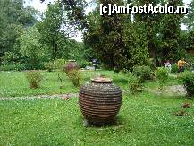 [P04] Obiect de decor din parcul castelului » foto by corinne
 - 
<span class="allrVoted glyphicon glyphicon-heart hidden" id="av107109"></span>
<a class="m-l-10 hidden" id="sv107109" onclick="voting_Foto_DelVot(,107109,4963)" role="button">șterge vot <span class="glyphicon glyphicon-remove"></span></a>
<a id="v9107109" class=" c-red"  onclick="voting_Foto_SetVot(107109)" role="button"><span class="glyphicon glyphicon-heart-empty"></span> <b>LIKE</b> = Votează poza</a> <img class="hidden"  id="f107109W9" src="/imagini/loader.gif" border="0" /><span class="AjErrMes hidden" id="e107109ErM"></span>