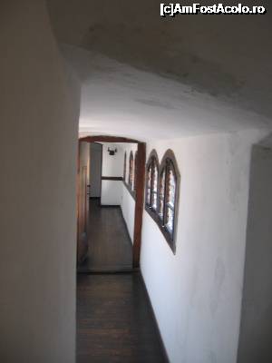 [P32] Coridor spre încăperea Dracula » foto by Michi
 - 
<span class="allrVoted glyphicon glyphicon-heart hidden" id="av699838"></span>
<a class="m-l-10 hidden" id="sv699838" onclick="voting_Foto_DelVot(,699838,4963)" role="button">șterge vot <span class="glyphicon glyphicon-remove"></span></a>
<a id="v9699838" class=" c-red"  onclick="voting_Foto_SetVot(699838)" role="button"><span class="glyphicon glyphicon-heart-empty"></span> <b>LIKE</b> = Votează poza</a> <img class="hidden"  id="f699838W9" src="/imagini/loader.gif" border="0" /><span class="AjErrMes hidden" id="e699838ErM"></span>