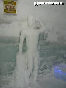 [P03] statuie in gheata » foto by lia_popescu
 - 
<span class="allrVoted glyphicon glyphicon-heart hidden" id="av50134"></span>
<a class="m-l-10 hidden" id="sv50134" onclick="voting_Foto_DelVot(,50134,4967)" role="button">șterge vot <span class="glyphicon glyphicon-remove"></span></a>
<a id="v950134" class=" c-red"  onclick="voting_Foto_SetVot(50134)" role="button"><span class="glyphicon glyphicon-heart-empty"></span> <b>LIKE</b> = Votează poza</a> <img class="hidden"  id="f50134W9" src="/imagini/loader.gif" border="0" /><span class="AjErrMes hidden" id="e50134ErM"></span>