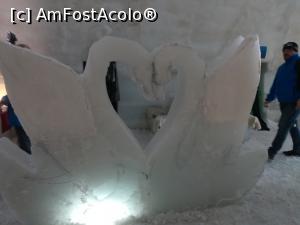 [P21] Tema lucrărilor din gheață a fost iubirea.  » foto by Mika
 - 
<span class="allrVoted glyphicon glyphicon-heart hidden" id="av1059928"></span>
<a class="m-l-10 hidden" id="sv1059928" onclick="voting_Foto_DelVot(,1059928,4967)" role="button">șterge vot <span class="glyphicon glyphicon-remove"></span></a>
<a id="v91059928" class=" c-red"  onclick="voting_Foto_SetVot(1059928)" role="button"><span class="glyphicon glyphicon-heart-empty"></span> <b>LIKE</b> = Votează poza</a> <img class="hidden"  id="f1059928W9" src="/imagini/loader.gif" border="0" /><span class="AjErrMes hidden" id="e1059928ErM"></span>