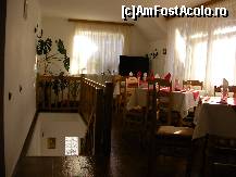 [P08] Sala de mese aflata la primul etaj » foto by ancamariagadea*
 - 
<span class="allrVoted glyphicon glyphicon-heart hidden" id="av51772"></span>
<a class="m-l-10 hidden" id="sv51772" onclick="voting_Foto_DelVot(,51772,4983)" role="button">șterge vot <span class="glyphicon glyphicon-remove"></span></a>
<a id="v951772" class=" c-red"  onclick="voting_Foto_SetVot(51772)" role="button"><span class="glyphicon glyphicon-heart-empty"></span> <b>LIKE</b> = Votează poza</a> <img class="hidden"  id="f51772W9" src="/imagini/loader.gif" border="0" /><span class="AjErrMes hidden" id="e51772ErM"></span>