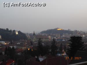 [P10] Seara se lasă, Braşovul  se luminează la Cetăţuie, la Turnul Alb » foto by irinad
 - 
<span class="allrVoted glyphicon glyphicon-heart hidden" id="av1225354"></span>
<a class="m-l-10 hidden" id="sv1225354" onclick="voting_Foto_DelVot(,1225354,4996)" role="button">șterge vot <span class="glyphicon glyphicon-remove"></span></a>
<a id="v91225354" class=" c-red"  onclick="voting_Foto_SetVot(1225354)" role="button"><span class="glyphicon glyphicon-heart-empty"></span> <b>LIKE</b> = Votează poza</a> <img class="hidden"  id="f1225354W9" src="/imagini/loader.gif" border="0" /><span class="AjErrMes hidden" id="e1225354ErM"></span>
